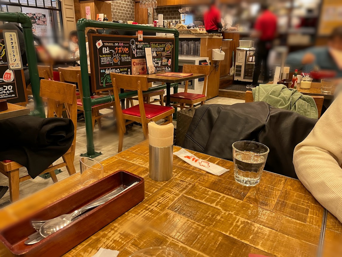 【宮城グルメ】「HACHI(ハチ)仙台駅店」日本一ナポリタンと伝統のハンバーグ〈宮城県仙台市〉 - ひろみお夫婦のんびりブログ
